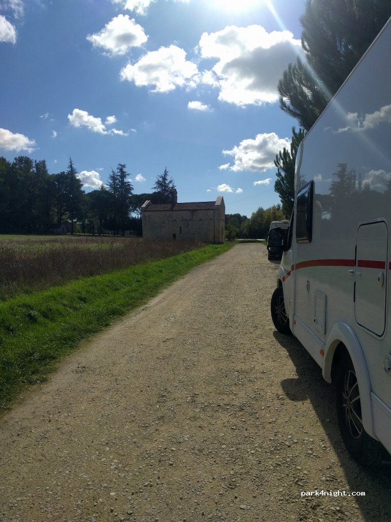 (24400) Les Lèches - D709 — foto 2