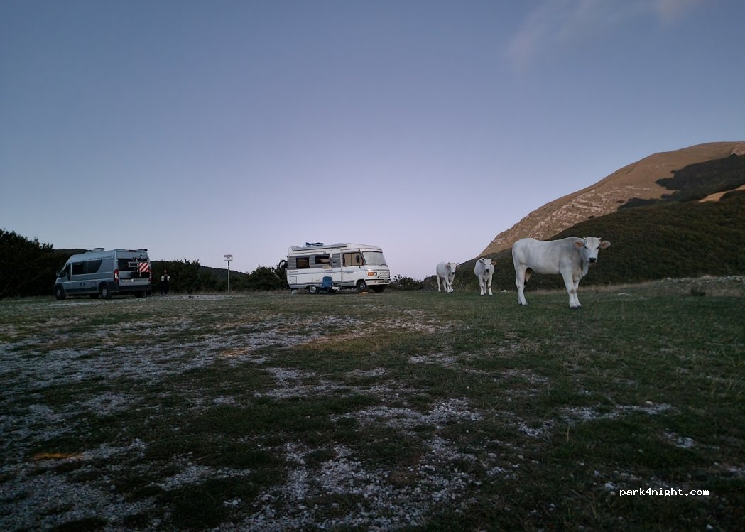 (06021) Costacciaro - Via Ronchi 21 — foto 4