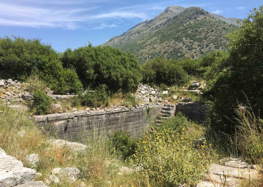 (482 00) Arta - Eparchiaki Odos Pente Pigadion - Kampis — foto