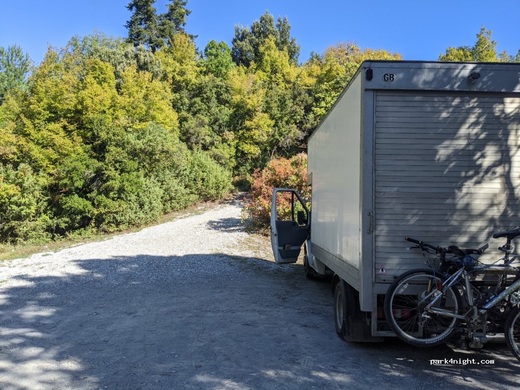 (602 00) Litochoro - Unnamed Road — foto 2