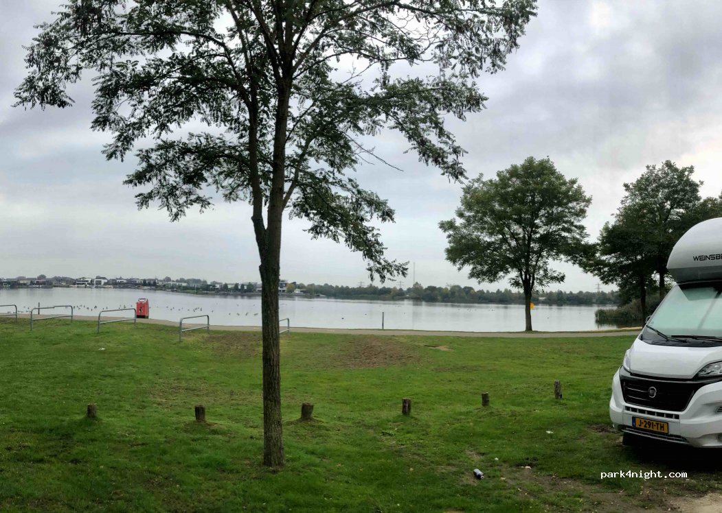 (5433 NB) Katwijk - 33 Lange Linden — foto