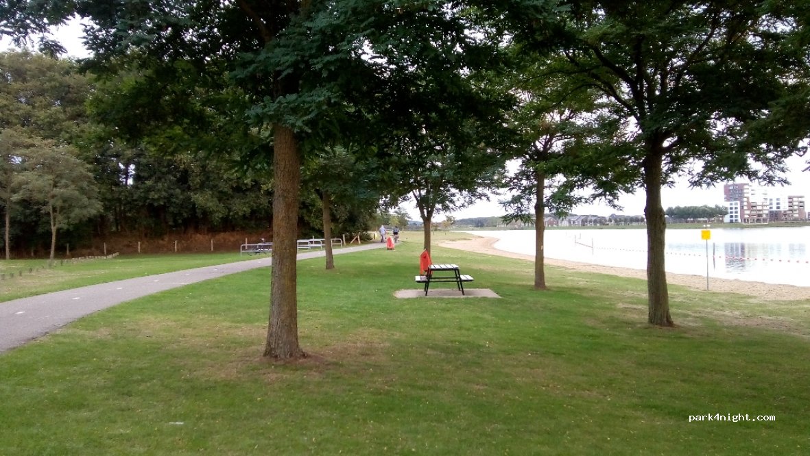 (5433 NB) Katwijk - 33 Lange Linden — foto 2