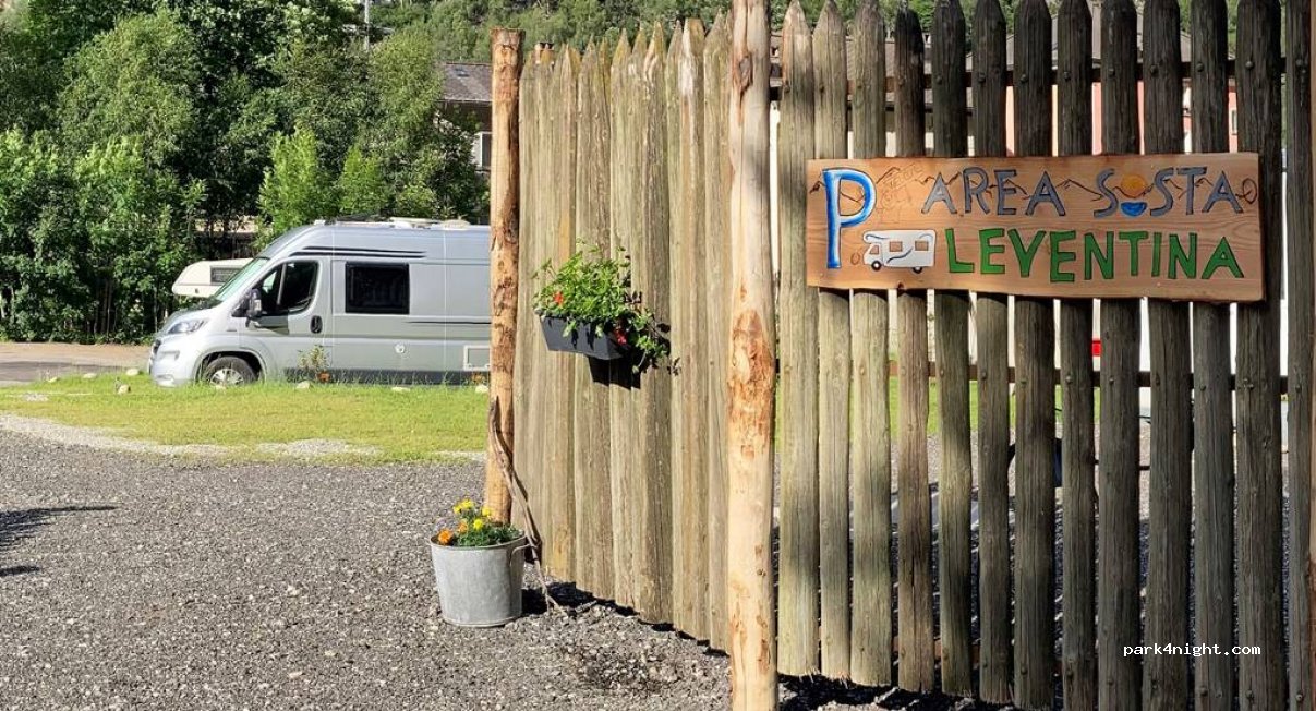 Area Sosta Camper Rodi — foto