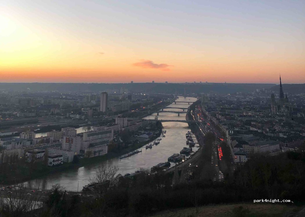 (76240) Bonsecours - Route de la Corniche — foto 3