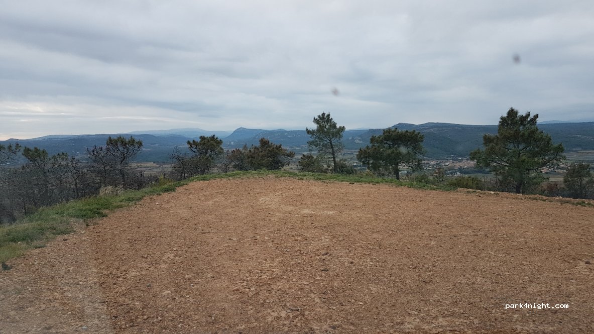 (11200) Boutenac - Unnamed Road — foto
