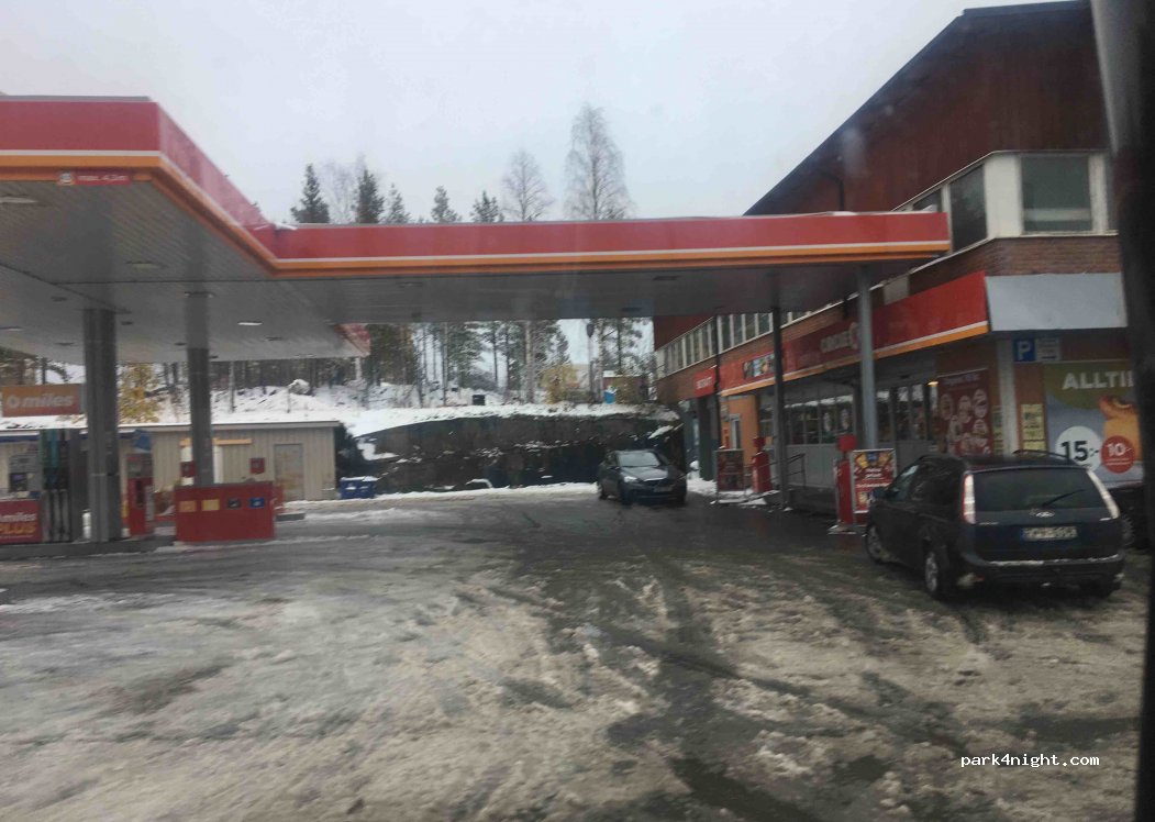 (921 45)  - 1 Umevägen — foto