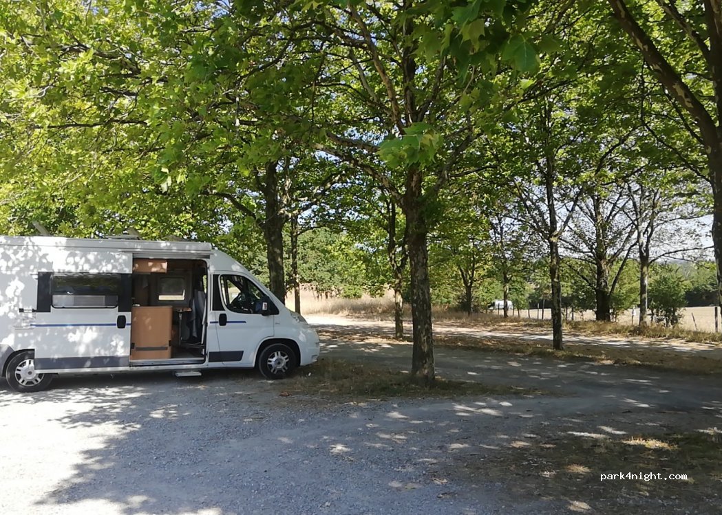 (12450) Luc-la-Primaube - 57 Rue Saint-Jean — foto 4