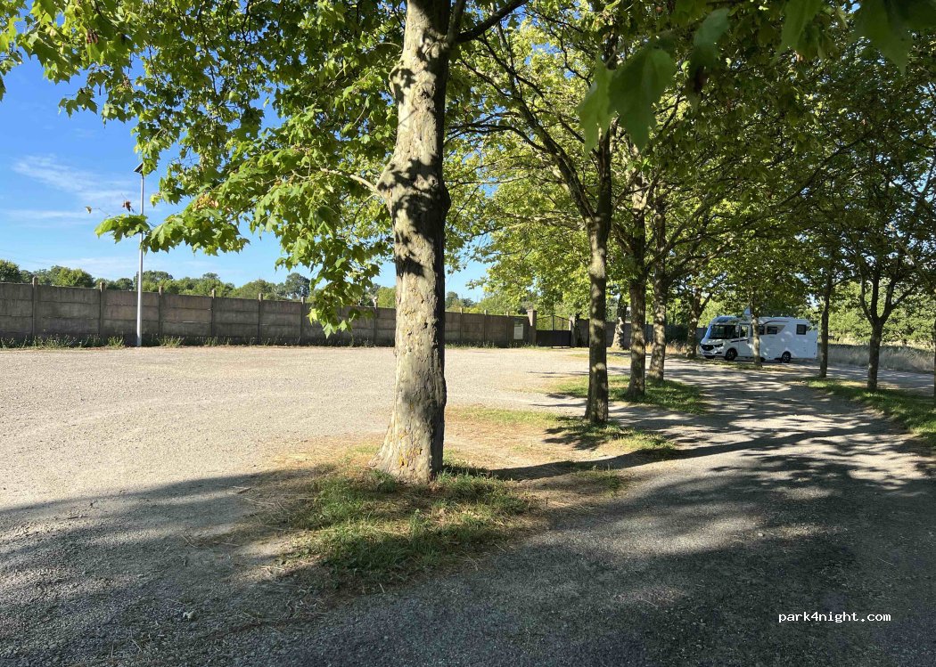 (12450) Luc-la-Primaube - 57 Rue Saint-Jean — foto 5