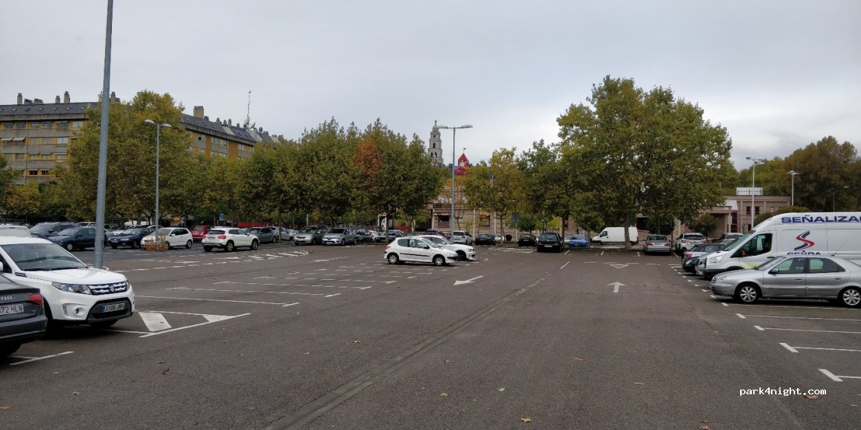 (24400) Ponferrada - 7 Avenida Gran Vía Reino de León — foto 2