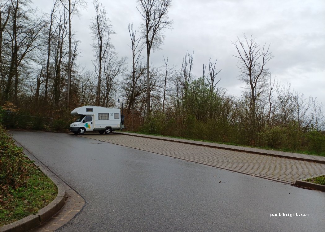 Parkplatz Deutsches Burgenmuseum Veste heldburg — foto 4