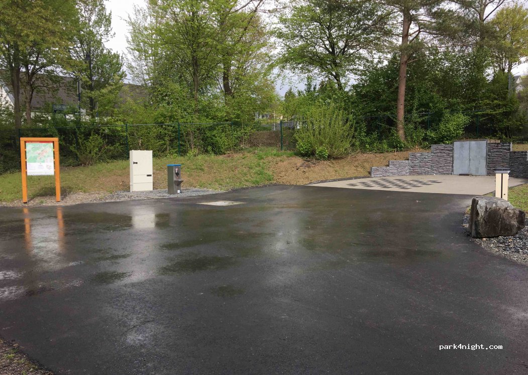 Wohnmobilstellplatz im Kurpark Eslohe — foto
