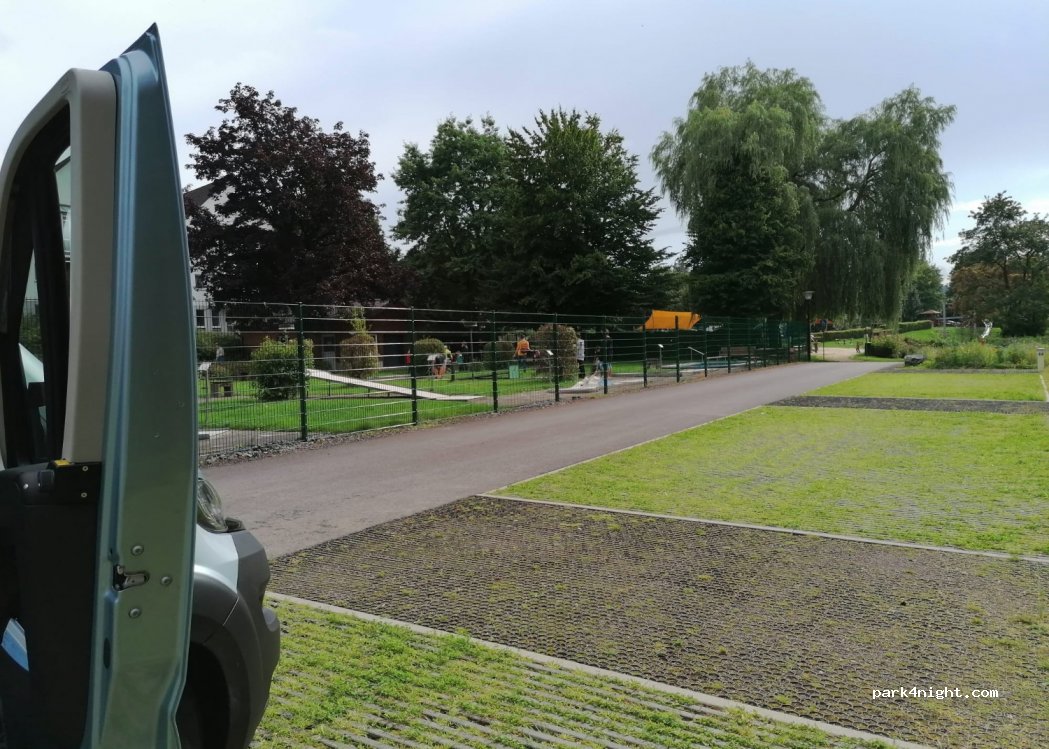 Wohnmobilstellplatz im Kurpark Eslohe — foto 3