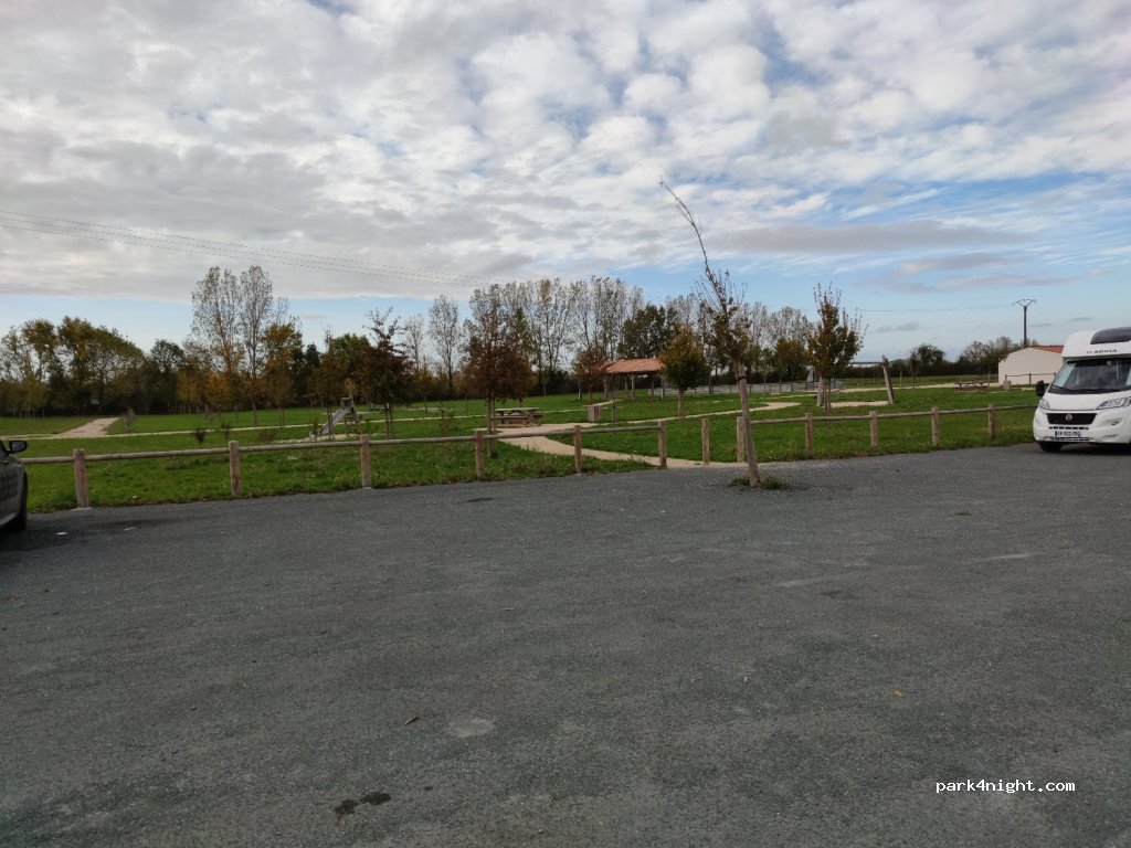 (85450) Sainte-Radégonde-des-Noyers - 2512 Rue de la Coupé — foto 2
