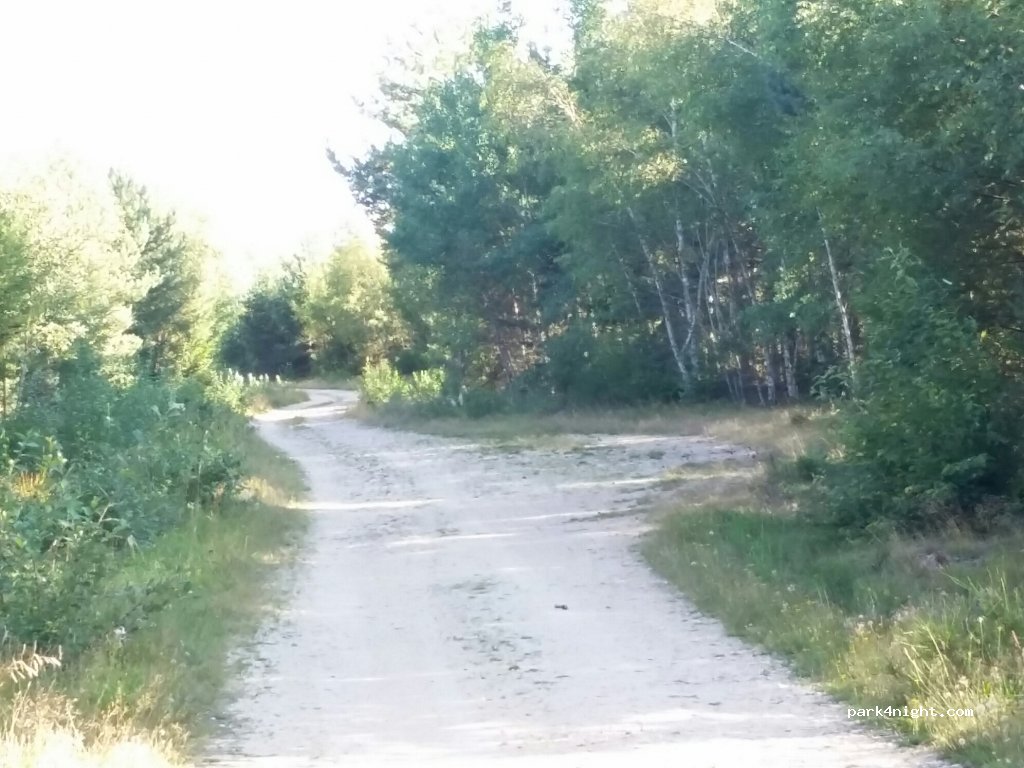 (48140) Le Malzieu-Ville - Route de Saint-Chély — foto 3