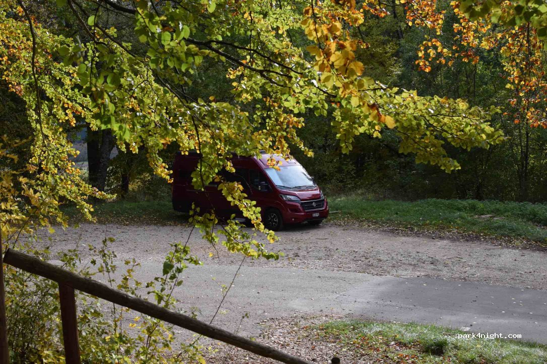 (2115) Val-de-Travers - Champs du Noyer — foto 2