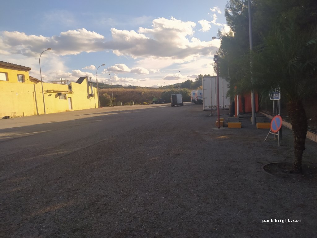 (46293) Benegida - 4 Calle 4 Sector.Zr — foto