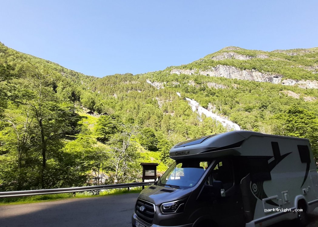 (6888) Borgund - 328 Seltåsen — foto