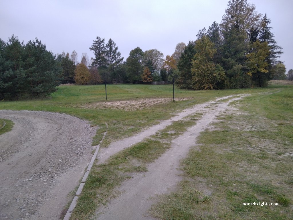 (22-145) Starosiele - Unnamed Road — foto