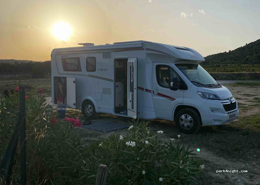 (30870) Saint-Côme-et-Maruéjols - 365 Route Neuve — foto 2