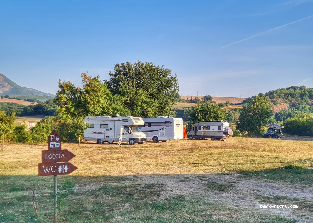 Area Camper Sentinum Agriturismo Antico Muro — foto 2