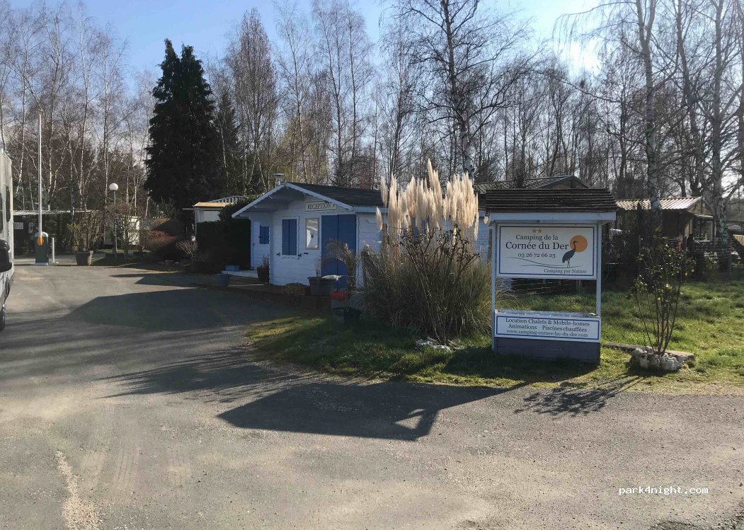 Camping Cornea Der — foto