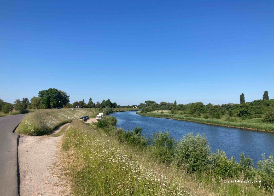 (4161 BL) Heukelum - 2 Nieuwe Zuiderlingedijk — foto 3