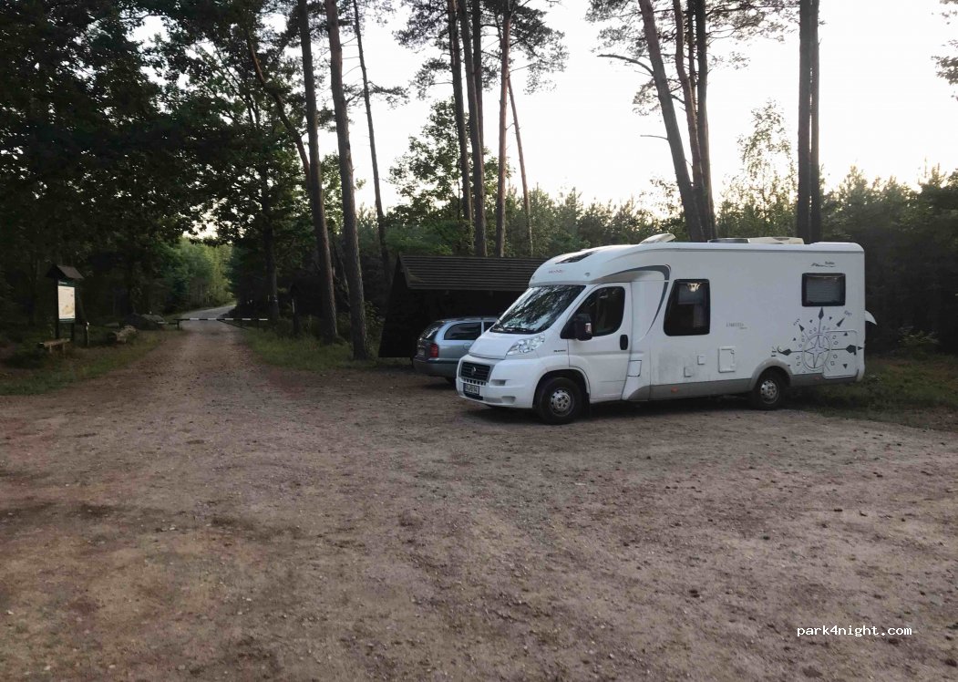 (84-242) Luzino - 70 Wilczka — foto 2