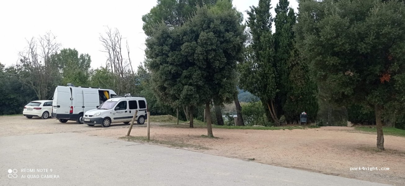 (17820) Banyoles - Carrer de Sant Martirià — foto