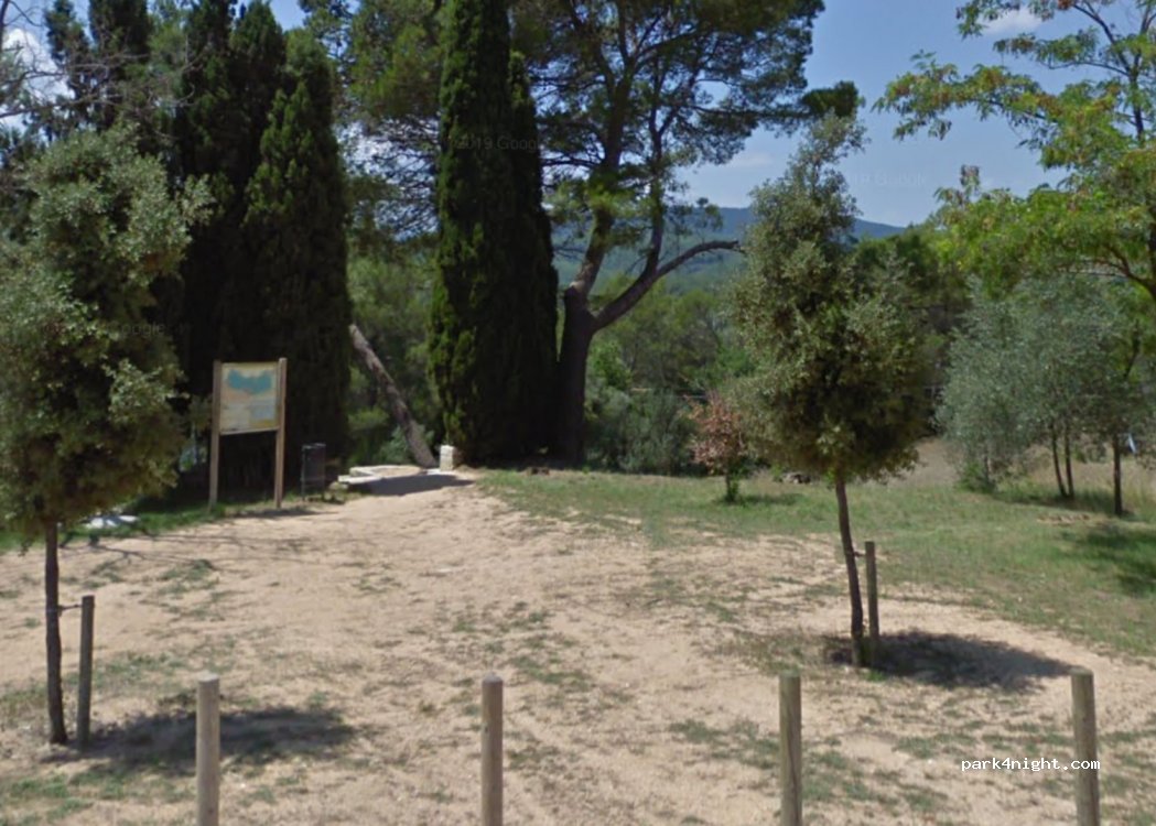 (17820) Banyoles - Carrer de Sant Martirià — foto 2