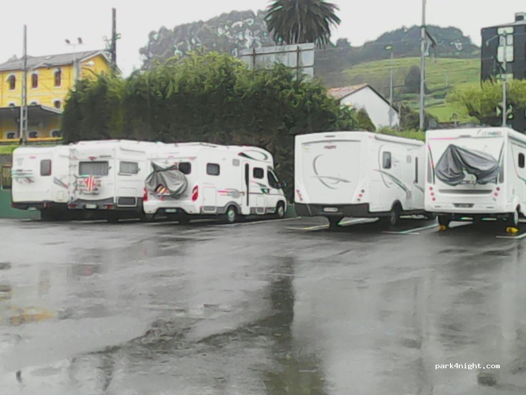 (33439) Candás - 4 Calle Estacion — foto