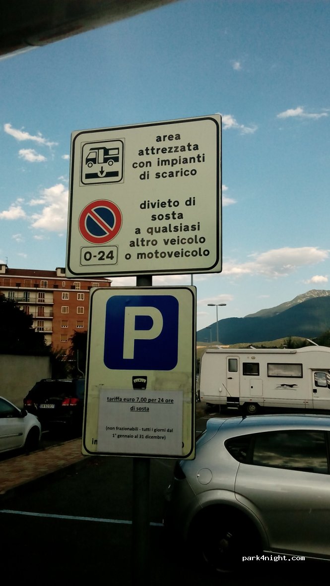 Area Sosta Camper - Susa — foto