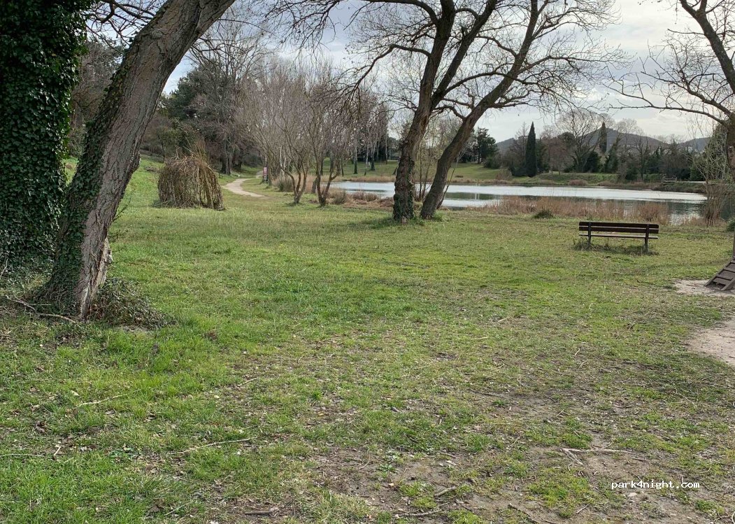 Aire du Lac de Vallabregues — foto 3