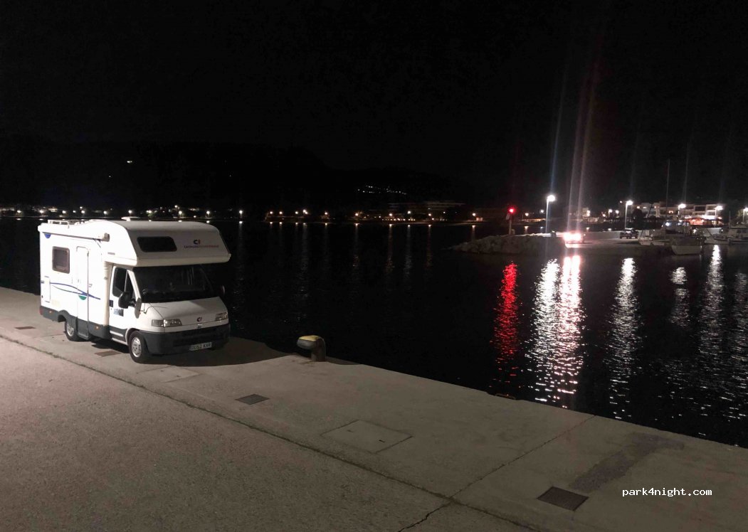 (723 00) Sitia - 12 Konstantinou Karamanli — foto 2