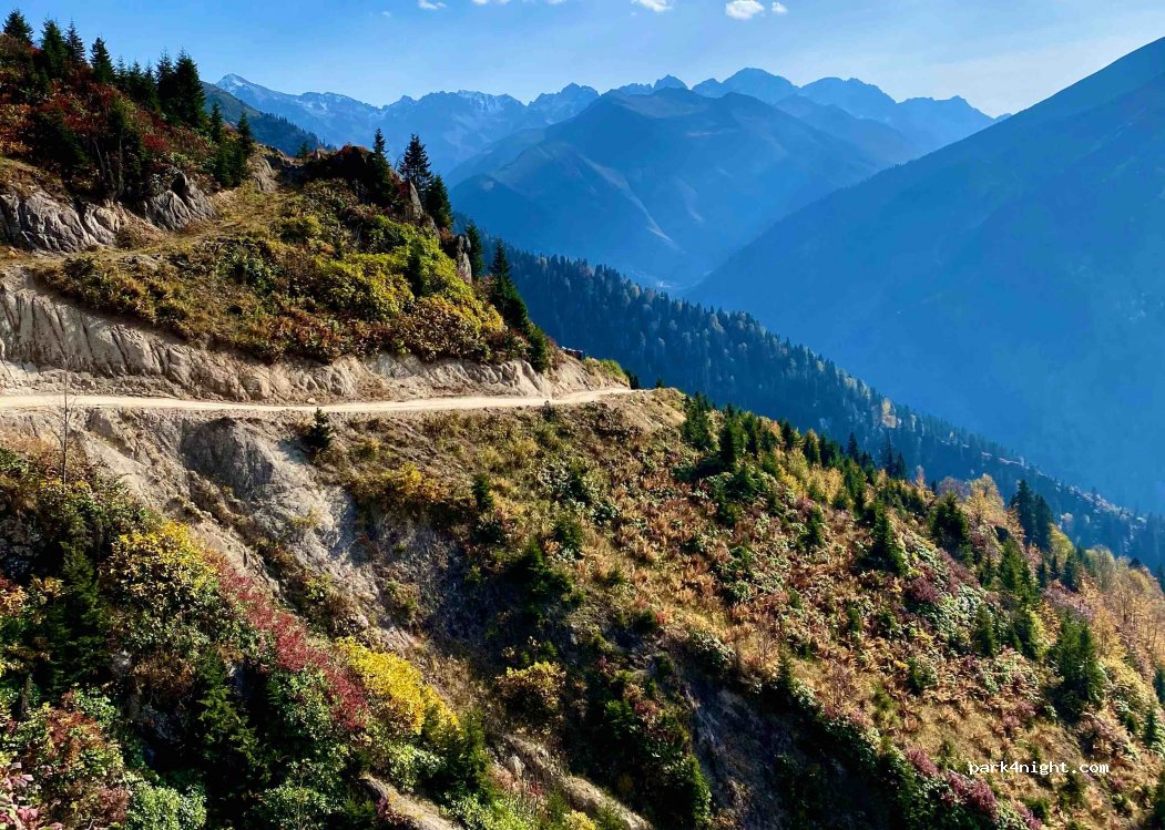(53780) Çamlıhemşin - Unnamed Road — foto