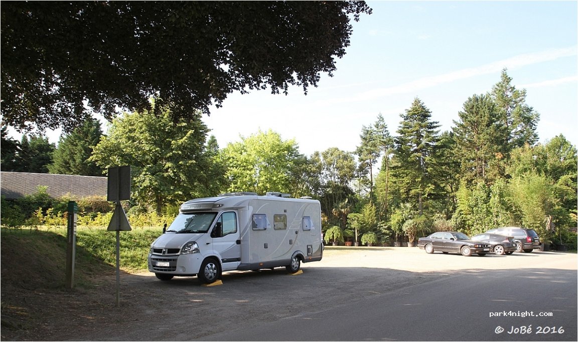 (76850) Grigneuseville - Rue de l'Église — foto 2