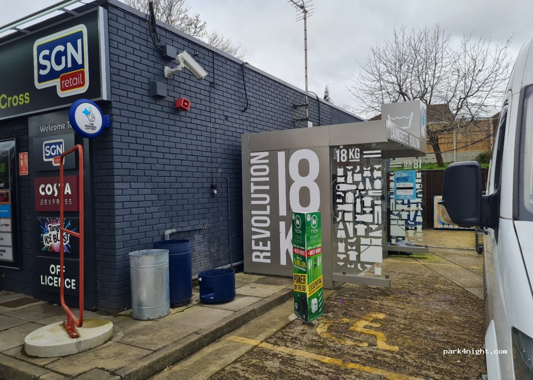 (BH11 9LG) Bournemouth - 1152 Ringwood Road — foto