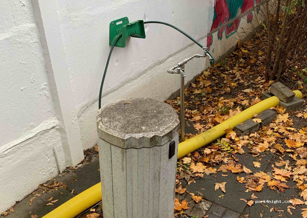 Wohnmobilstellplatz Am Stadtpark — foto