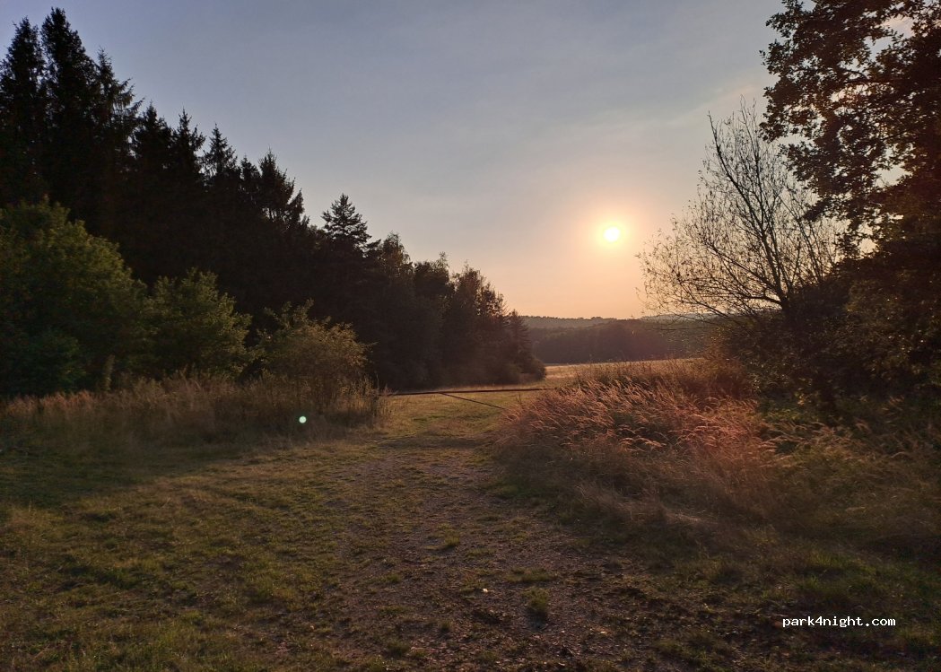(332 09) Útušice - Unnamed Road — foto 3