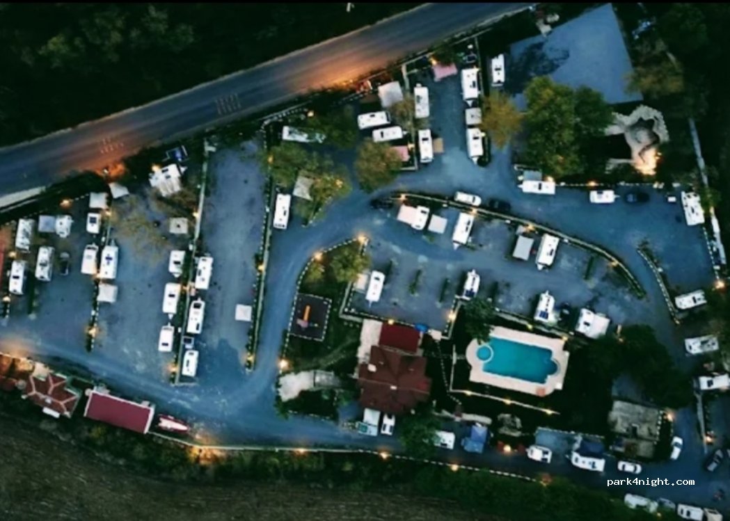 Çatalca Karavan Kamp — foto