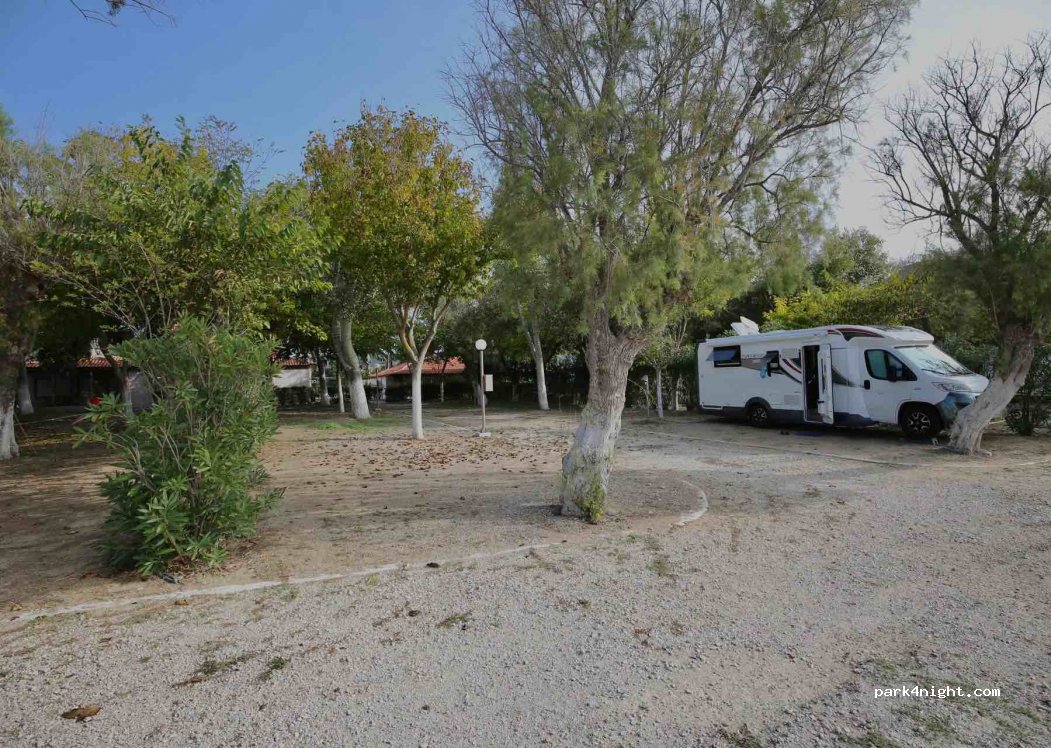 Camping Loutsa — foto 2