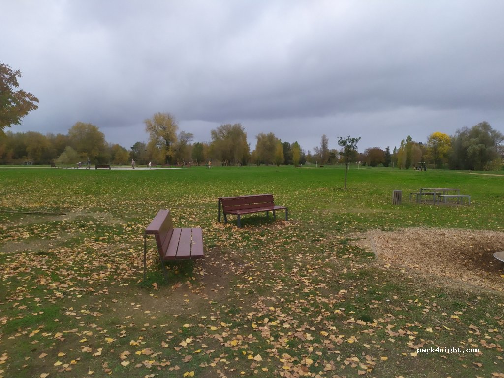 (03000) Moulins - Promenade Maréchal Juin — foto 2