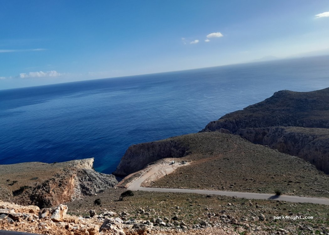 (731 00) Akrotiri - Unnamed Road — foto 2