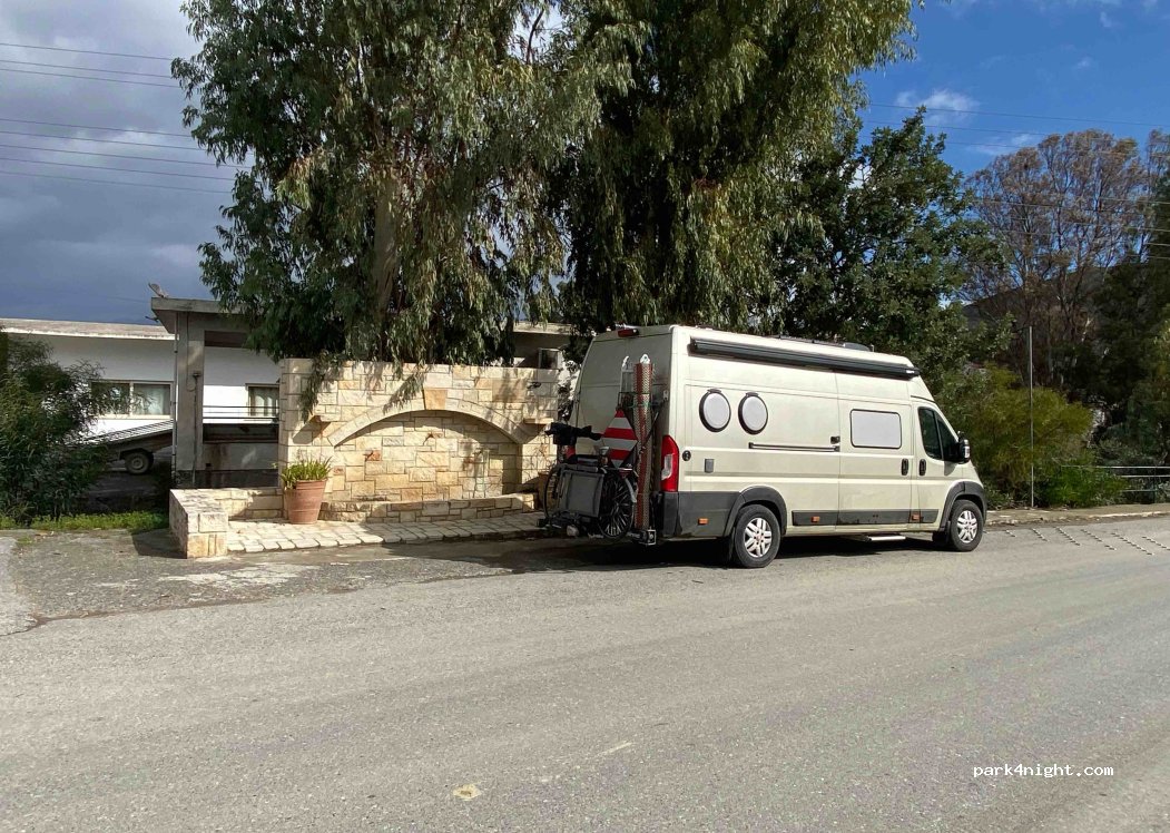(700 10) Kato Kastelliana - Eparchiaki Odos Charaka - Marthas — foto 3