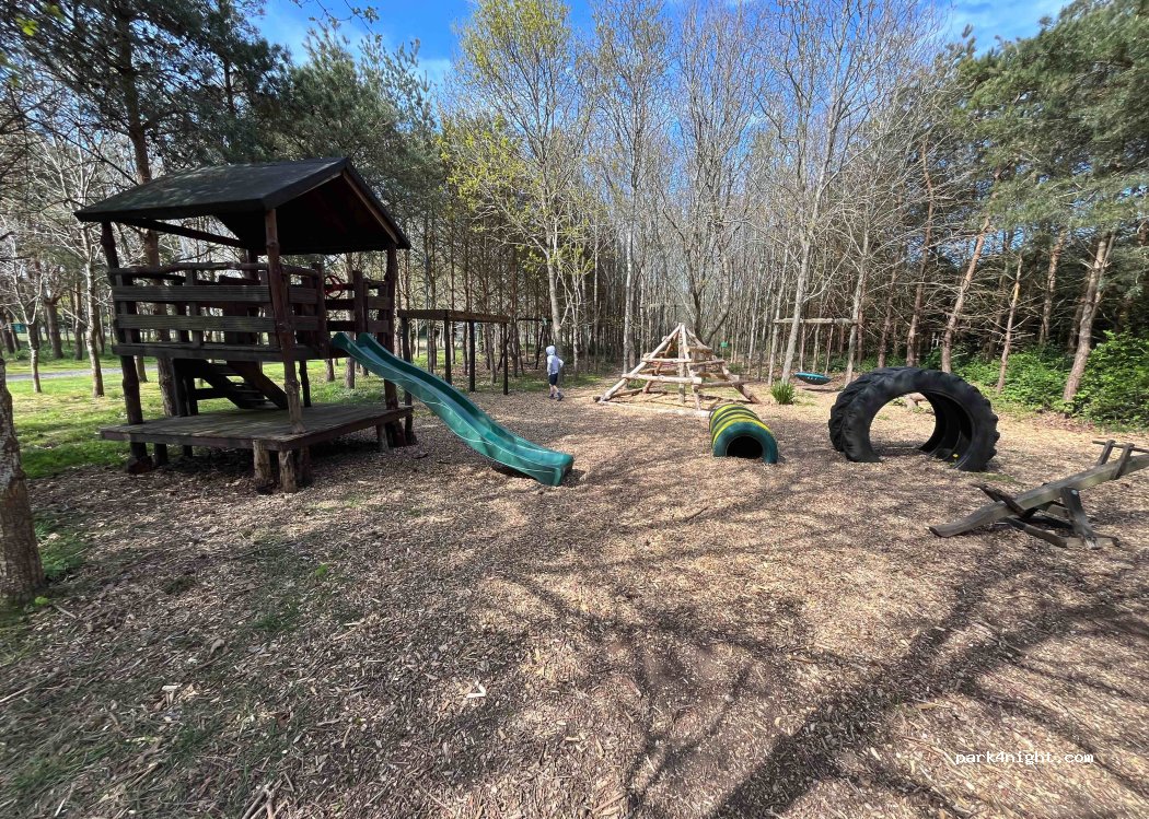 Old farm camp and touring site — foto 4