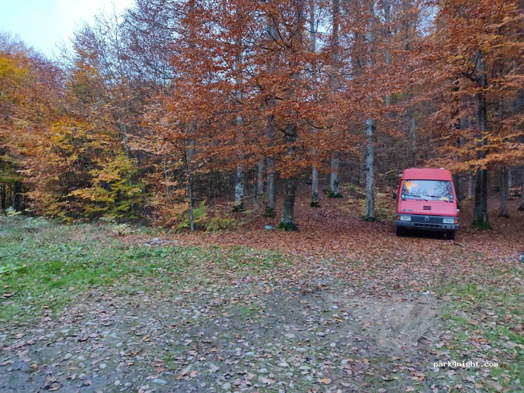 ()  - Unnamed Road — foto 2