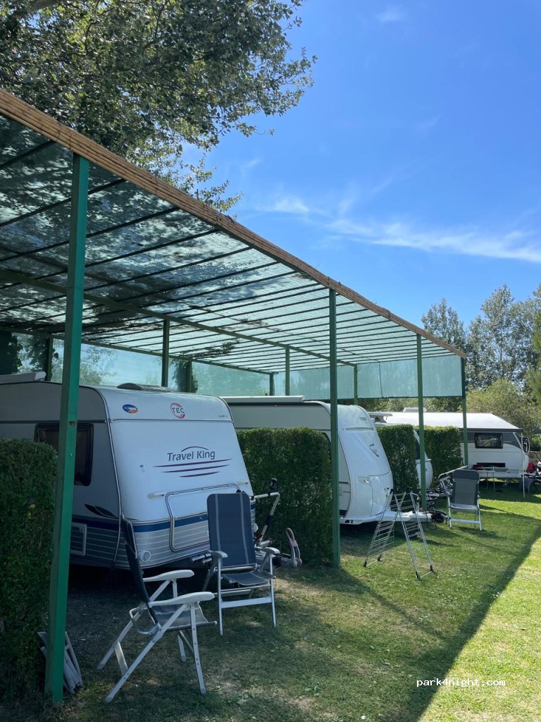Berat Caravan Camping — foto