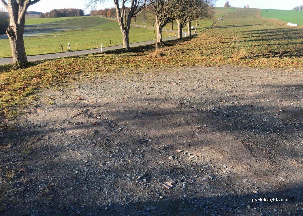 Parkplatz Friedhof — foto 4