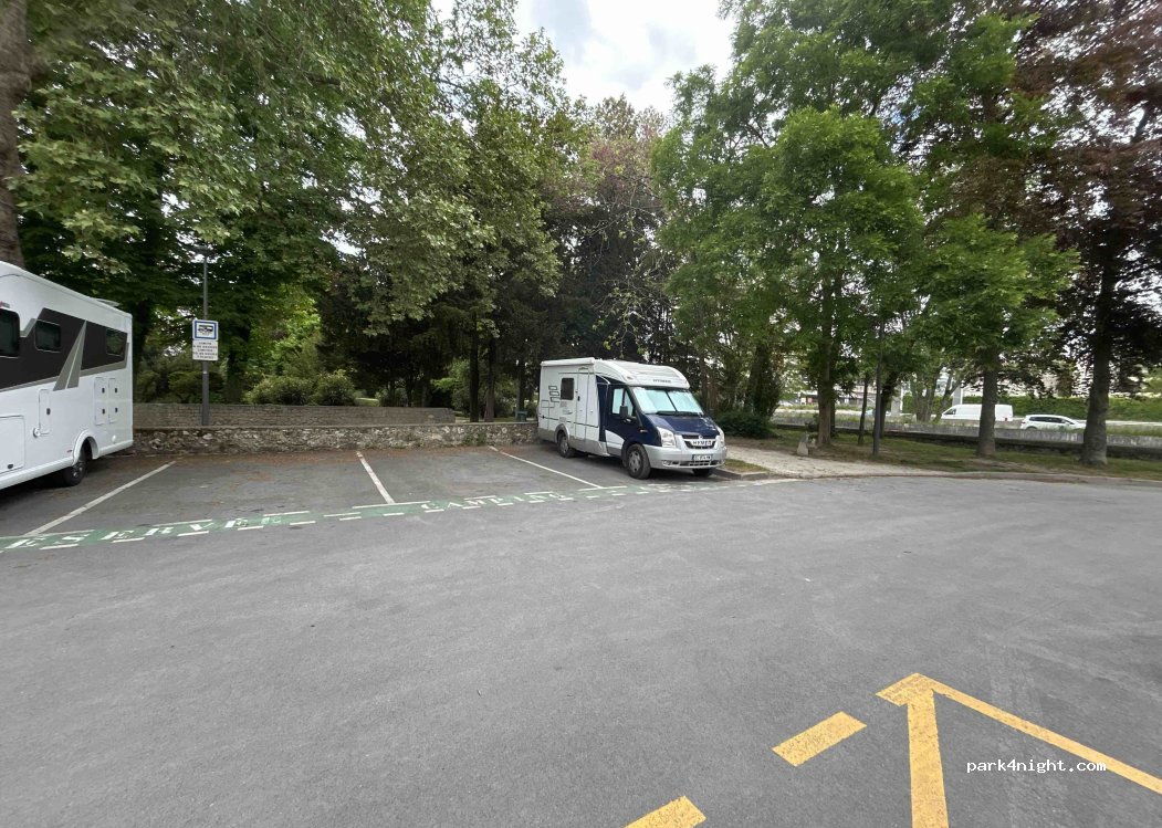 Aire pour camping-car du CIS Champagne — foto 3