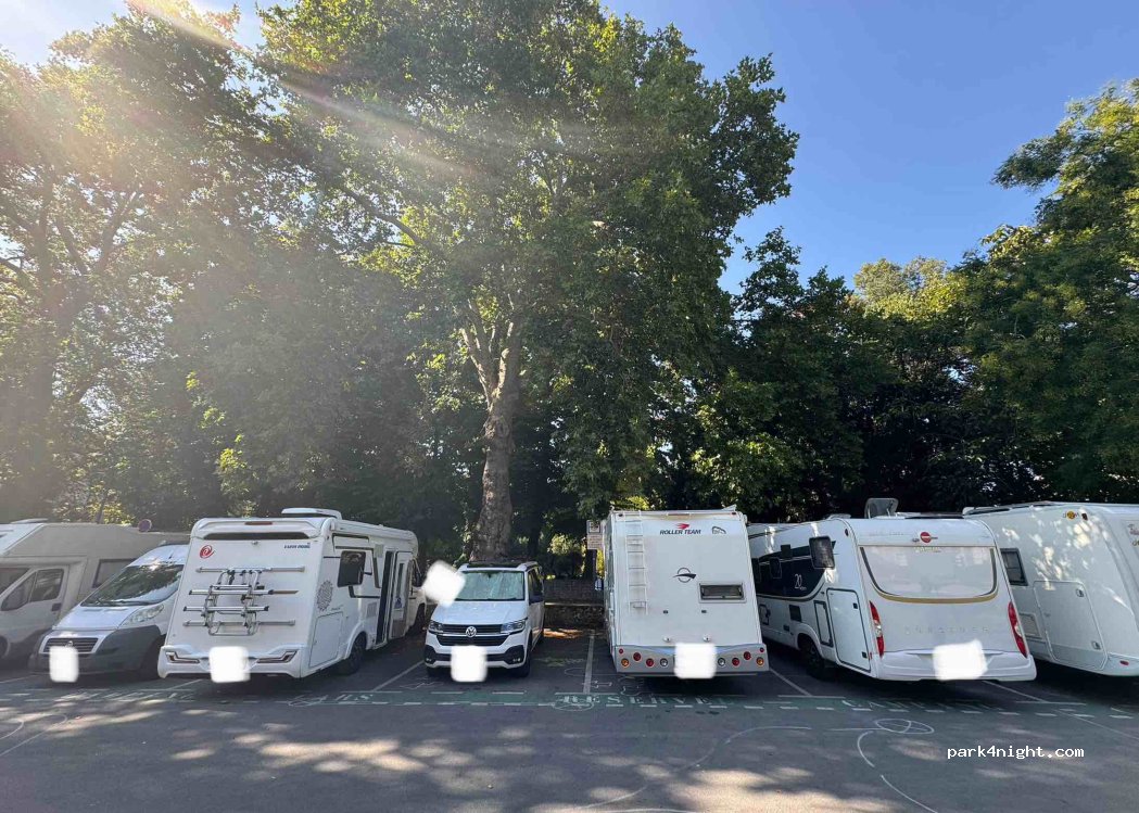 Aire pour camping-car du CIS Champagne — foto 5