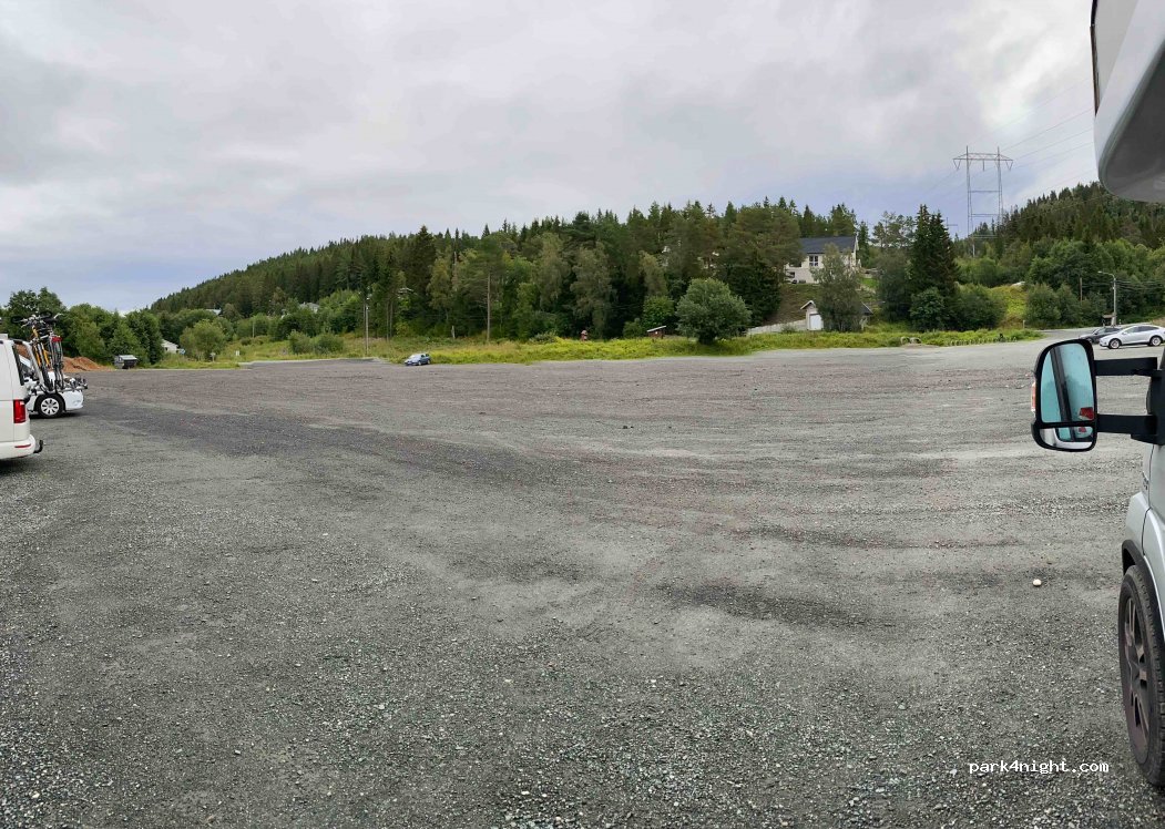 (7049) Trondheim - 119 Estenstadvegen — foto